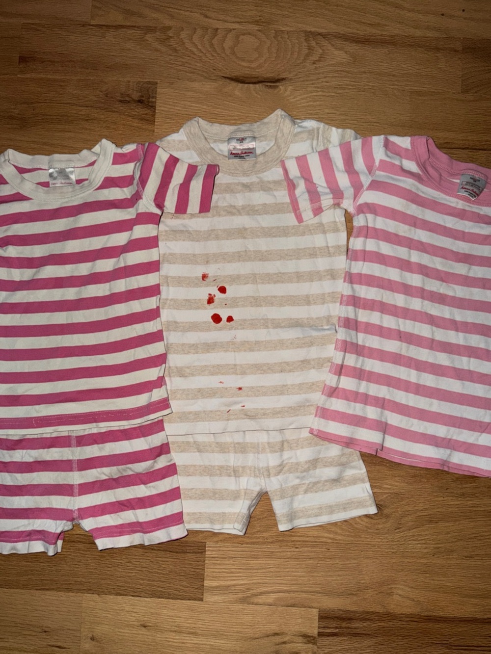 Hanna Andersson striped Short John's Pajamas 2 Sets plus extra Top Kids sz 5